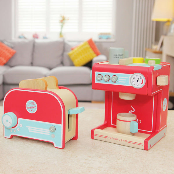 Toy Kitchens &amp; Play Food
