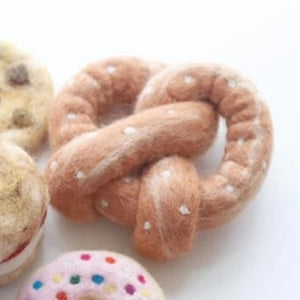 Giant New York Pretzel - felt pretend play food - Juni Moon