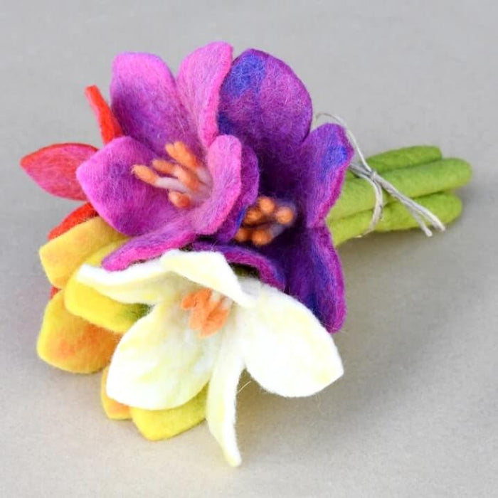 Handmade felt flowers - set of 5 pretend flowers